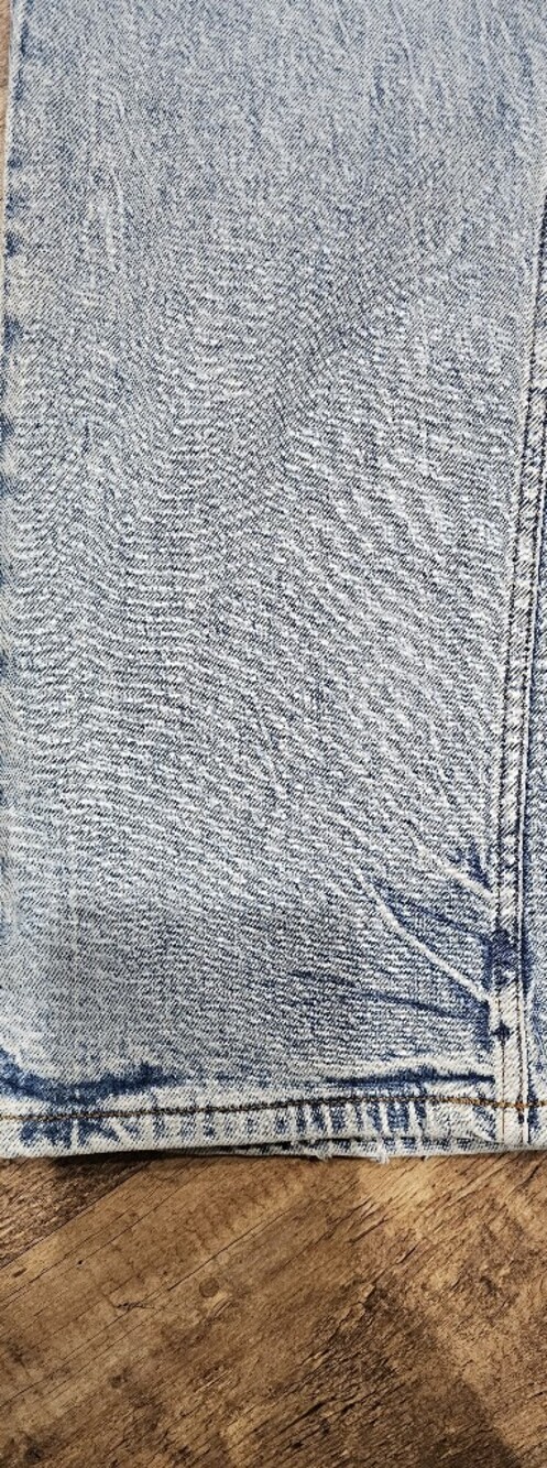 Light Wash Straight-Leg Jeans - Light Blue - Picture 3 of 8